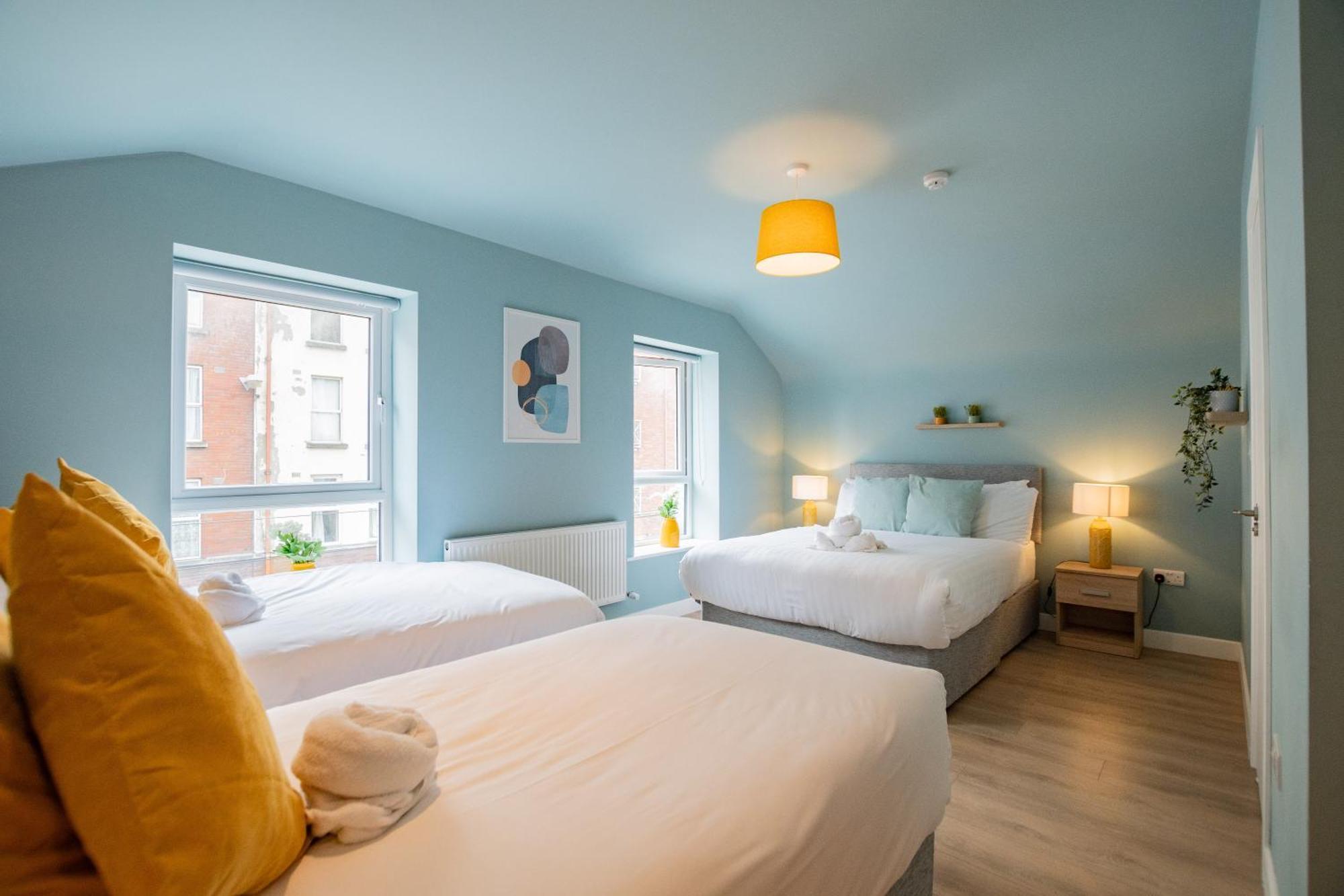 The Large Group House -Sleeps 21 Villa Dublin Eksteriør billede