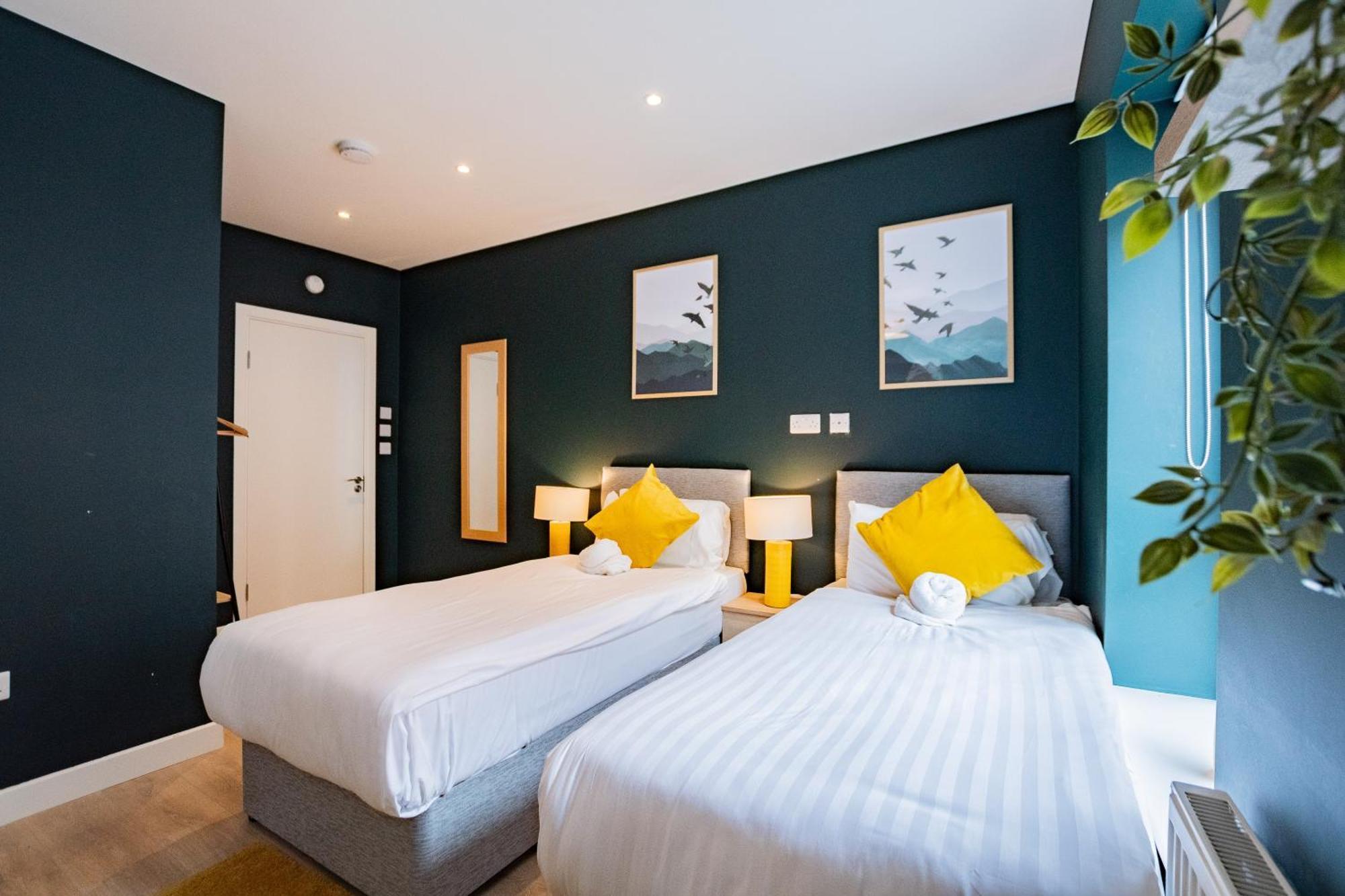 The Large Group House -Sleeps 21 Villa Dublin Eksteriør billede