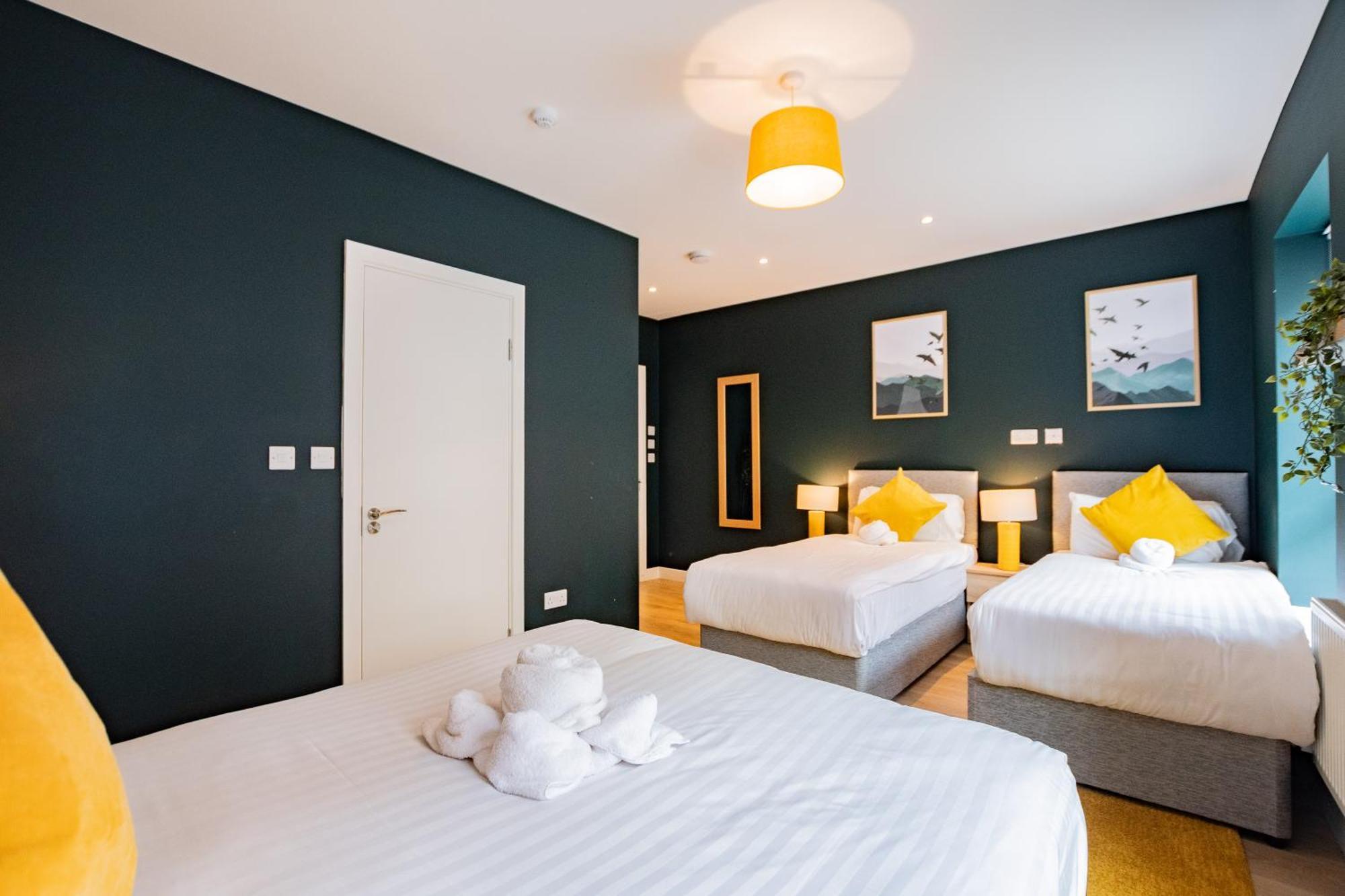 The Large Group House -Sleeps 21 Villa Dublin Eksteriør billede